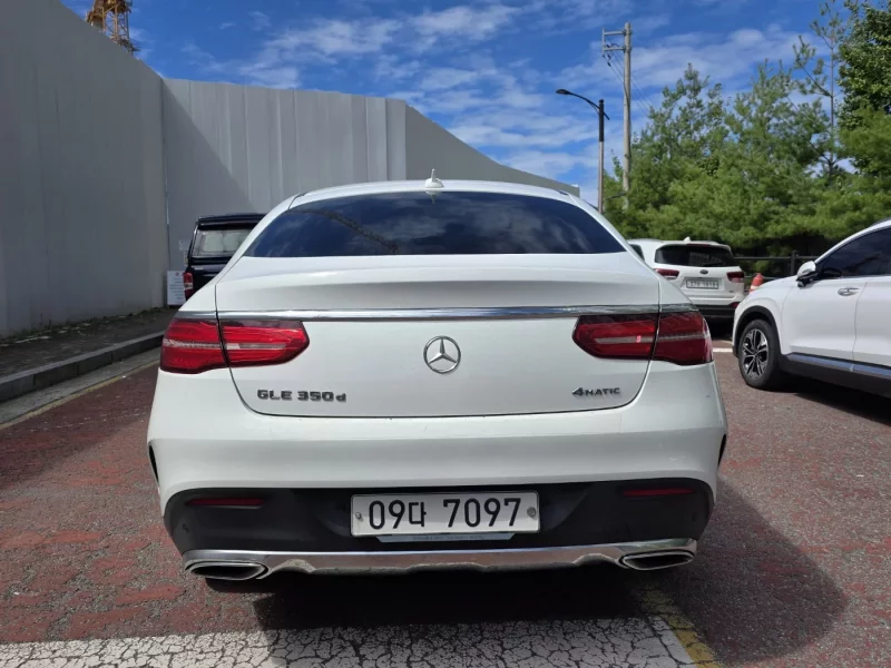 Mercedes-Benz GLE-Class