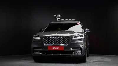 Lincoln AVIATOR