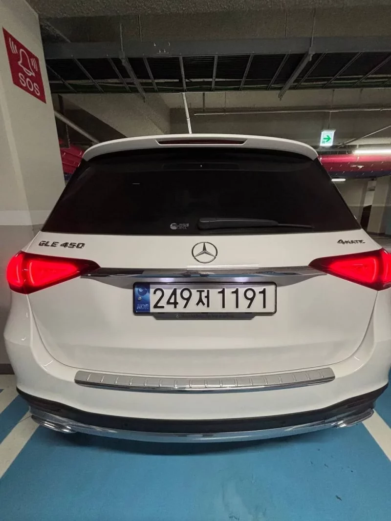 Mercedes-Benz GLE-Class