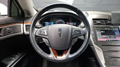 Lincoln MKZ