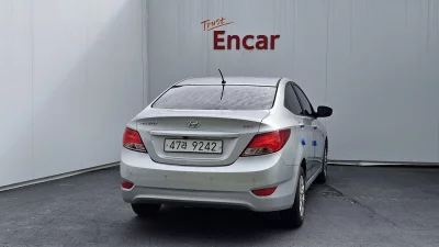 Hyundai Accent