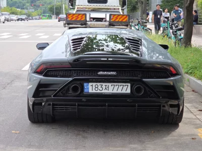 Lamborghini HURACAN