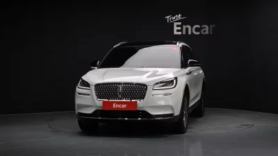 Lincoln Corsair