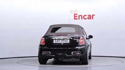 MINI Cooper Convertible