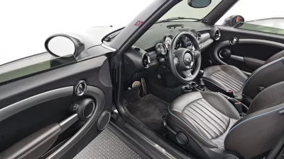MINI Cooper Convertible