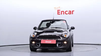 MINI Cooper Convertible