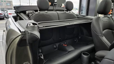 MINI Cooper Convertible