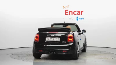 MINI Cooper Convertible