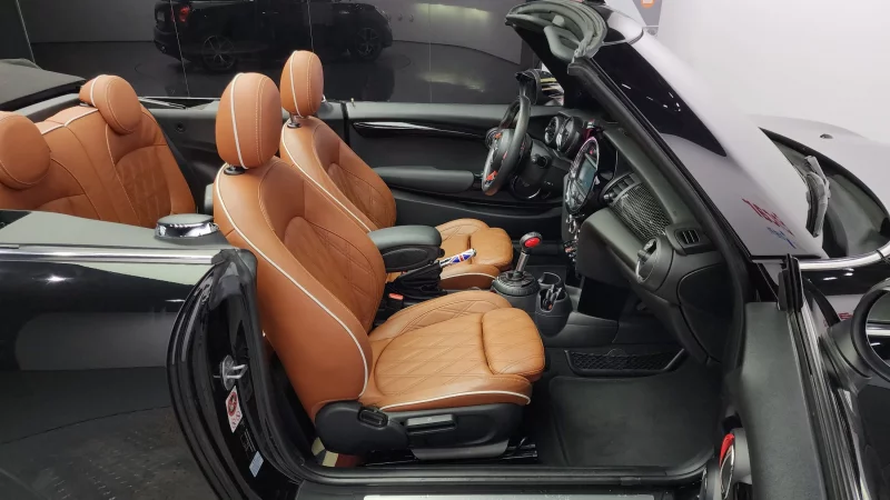 MINI Cooper Convertible