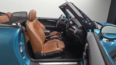 MINI Cooper Convertible