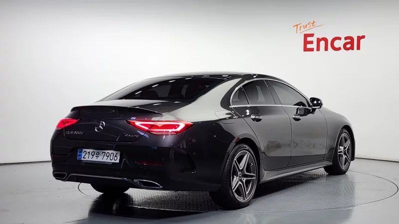 Mercedes-Benz CLS-Class