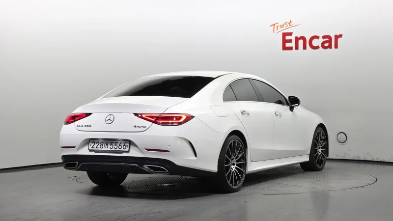 Mercedes-Benz CLS-Class