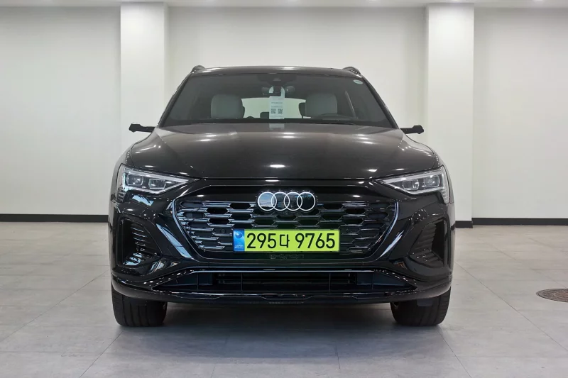 Audi Q8 E-TRON