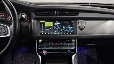 Jaguar XF