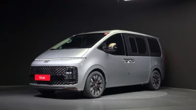 Hyundai Staria