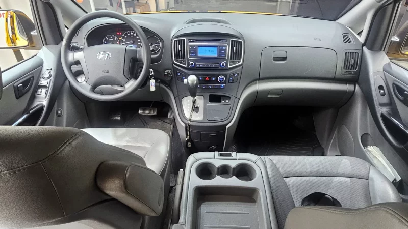 Hyundai Grand Starex