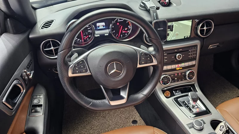 Mercedes-Benz SLC-Class