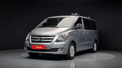 Hyundai Starex