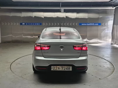 Kia pride