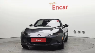 Mazda MX-5 Miata
