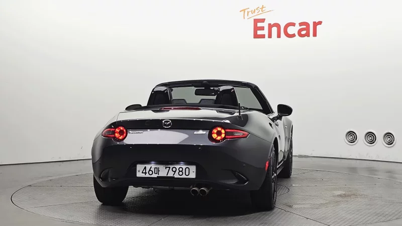 Mazda MX-5 Miata