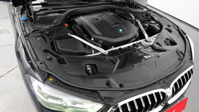 BMW 8-Series