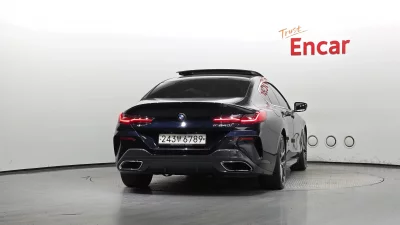 BMW 8-Series