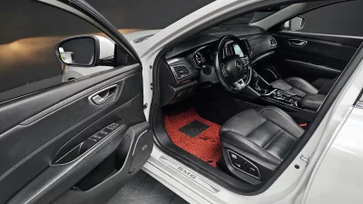 Renault Samsung SM6