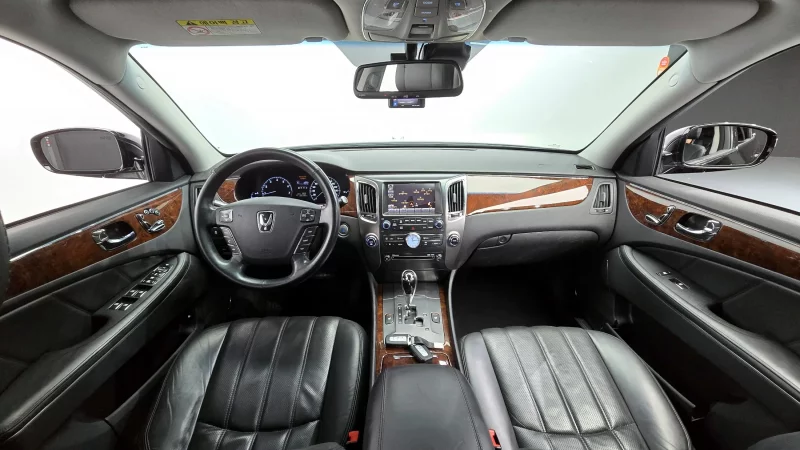 Hyundai Equus