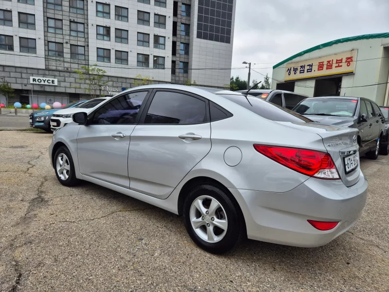 Hyundai Accent