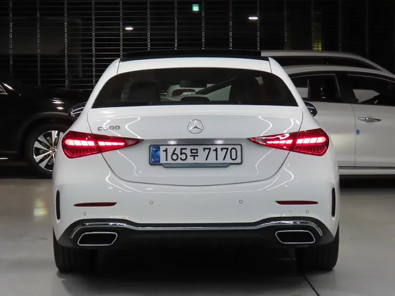 Mercedes-Benz C-Class