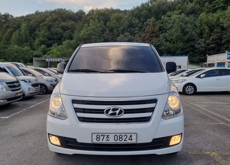 Hyundai Starex