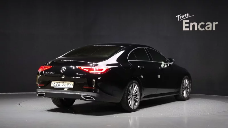 Mercedes-Benz CLS-Class