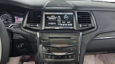 Lincoln MKS