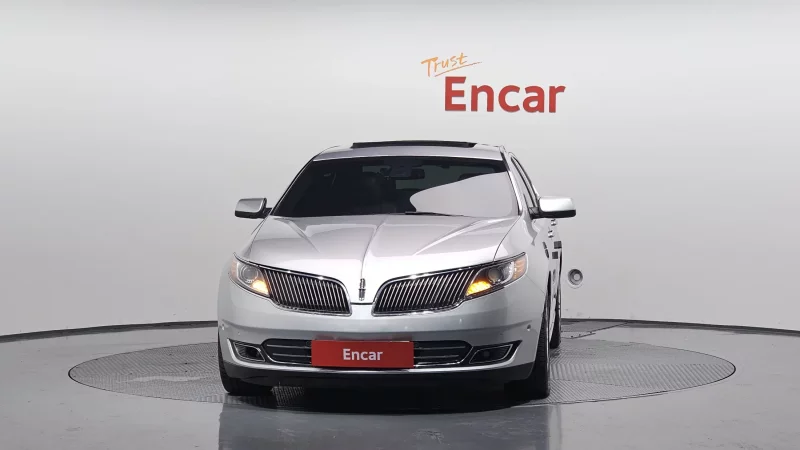 Lincoln MKS