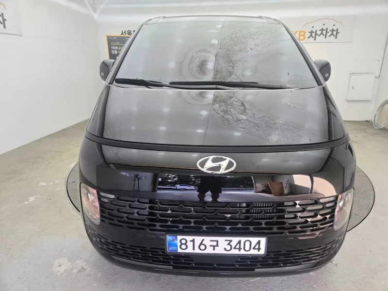 Hyundai Staria