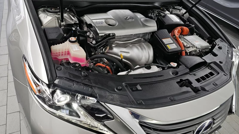 Lexus ES