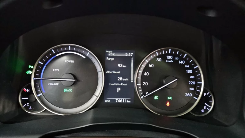 Lexus ES