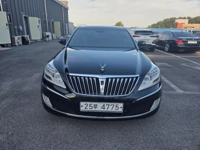 Hyundai Equus
