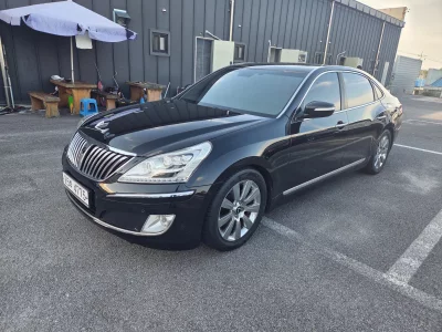 Hyundai Equus