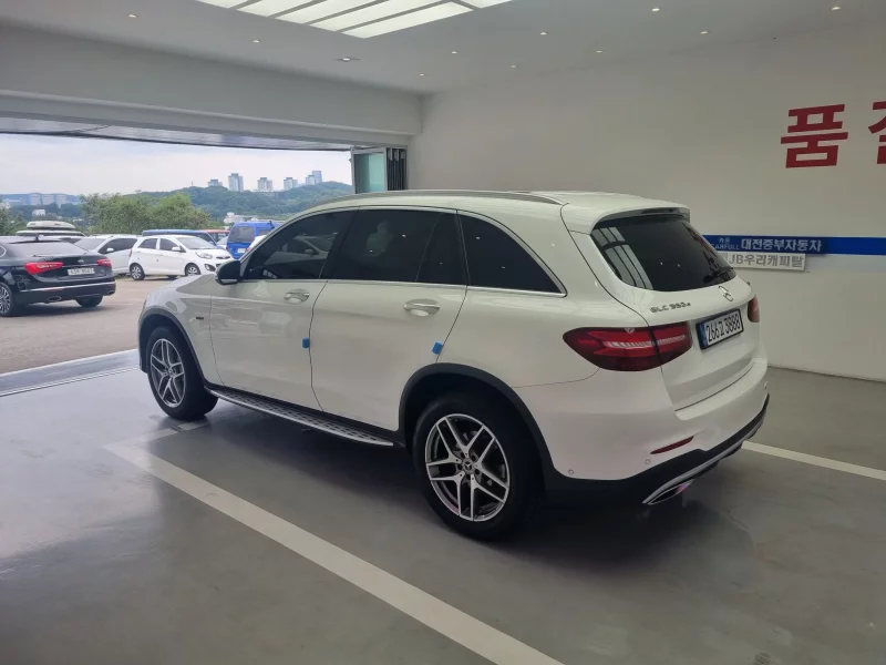 Mercedes-Benz GLC-Class