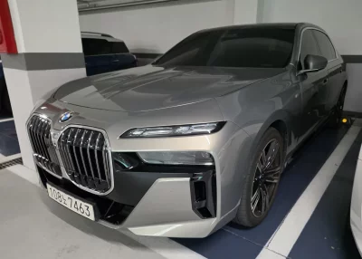 BMW 7-Series
