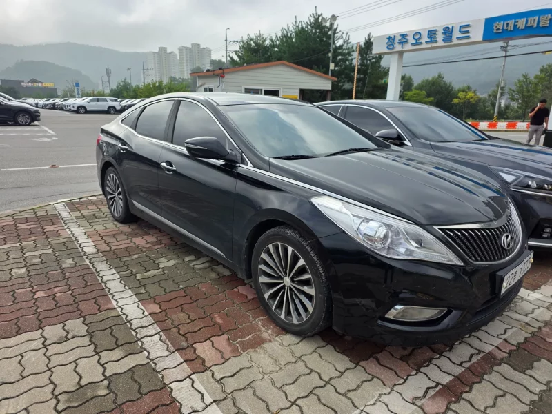 Hyundai Grandeur