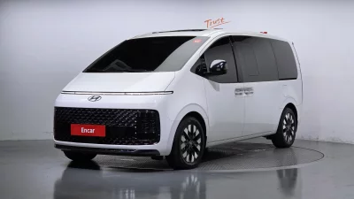 Hyundai Staria