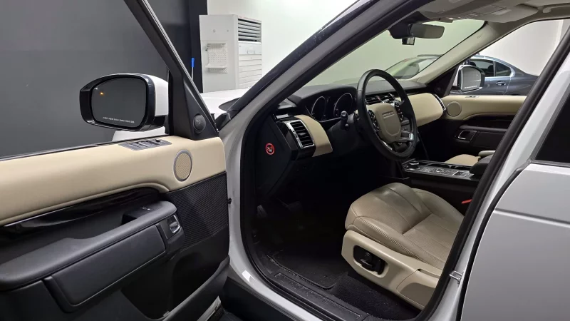 Land Rover DISCOVERY