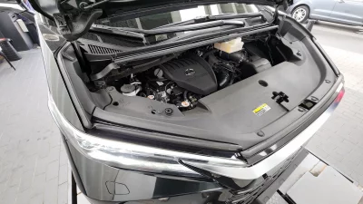 Lexus LM