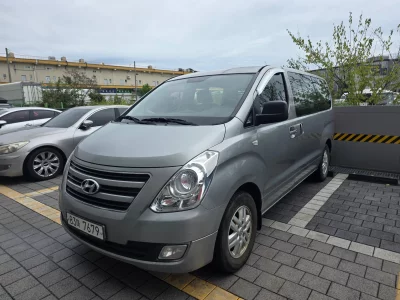 Hyundai Starex