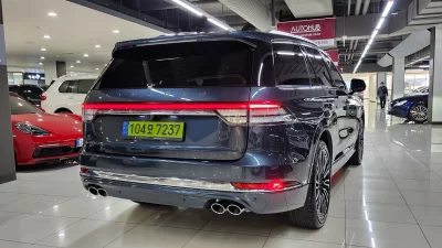 Lincoln AVIATOR