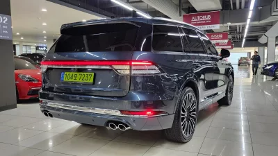 Lincoln AVIATOR