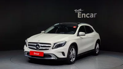 Mercedes-Benz GLA-Class